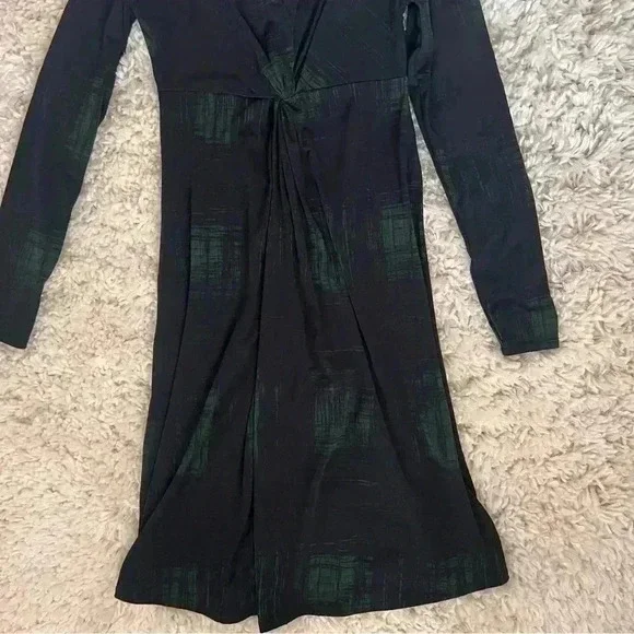 Leota Black & Green Women’s Long Sleeves Dress - Picture 3 of 7